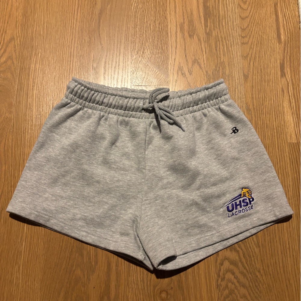 Badger Sport Grey Drawstring Shorts
Women’s S